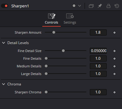 Sharpen — реальный Controls Inspector: Sharpen Amount 1.8, Fine Detail Size 0.050000, Fine/Medium/Large Details 1.0 и Sharpen Chroma 1.0